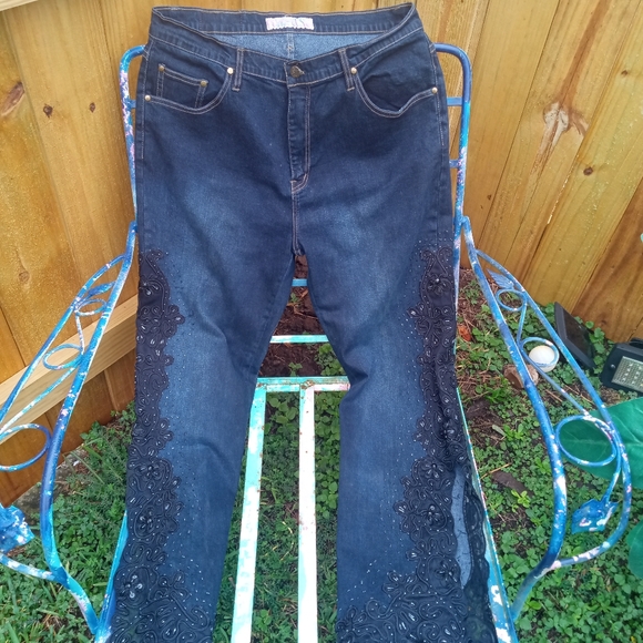VINTAGE FANCY EMBELLISHED "SASSY THAI" BLUE DENIM JEANS SIZE 16 - Picture 6 of 16
